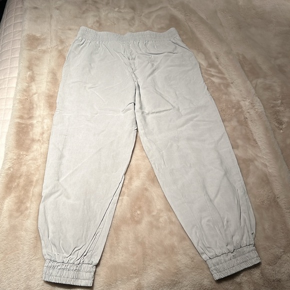 bella dahl drawstring joggers - Picture 9 of 12